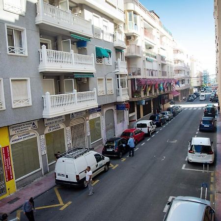 Holiday La Loma Apartment تورّيفيِخا المظهر الخارجي الصورة