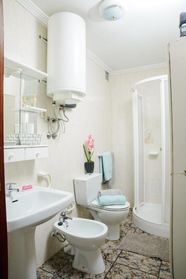 Holiday La Loma Apartment تورّيفيِخا المظهر الخارجي الصورة