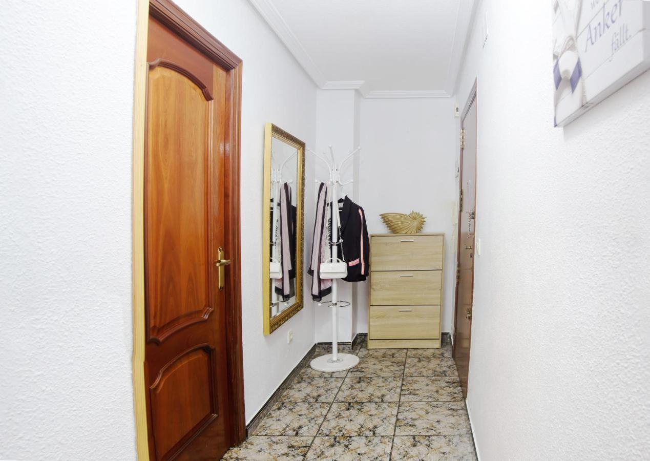 Holiday La Loma Apartment تورّيفيِخا المظهر الخارجي الصورة